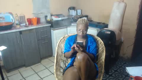 curvypear76x online show from December 7, 2024, 6:59 pm