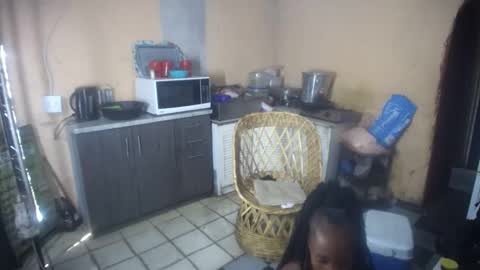 Snapshot of curvypear76x chatting on September 20, 2025, 9:43 am curvypear76x online show from September 20, 2025, 9:43 am