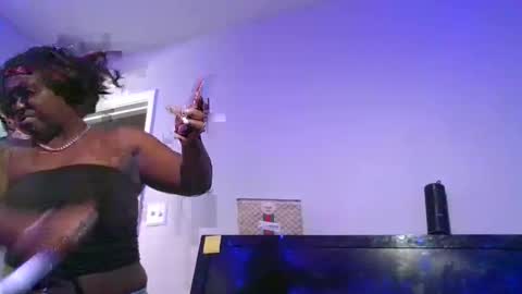 Snapshot of curvyychocolate chatting on February 28, 2025, 2:20 am curvyychocolate online show from February 28, 2025, 2:20 am