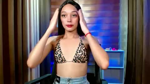 BBY CURLYHANNA online show from April 8, 2026, 6:57 am