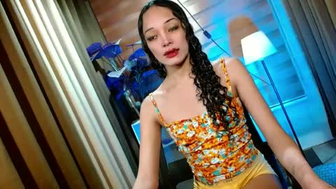BBY CURLYHANNA online show from June 13, 2026, 10:57 am