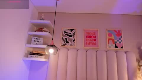 Snapshot of cute__cherry_ chatting on October 18, 2025, 7:36 pm Amber online show from October 18, 2025, 7:36 pm