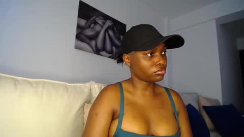 Snapshot of cute_ass18 chatting on January 9, 2025, 8:03 am Liya online show from January 9, 2025, 8:03 am