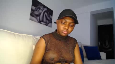 Snapshot of cute_ass18 chatting on January 10, 2025, 11:22 am Liya online show from January 10, 2025, 11:22 am