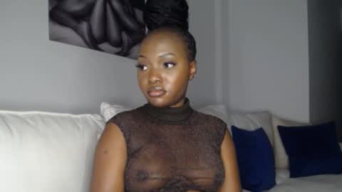 Snapshot of cute_ass18 chatting on January 21, 2025, 9:36 pm Liya online show from January 21, 2025, 9:36 pm