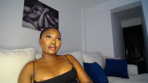 Snapshot of cute_ass18 chatting on February 6, 2025, 10:59 am Liya online show from February 6, 2025, 10:59 am