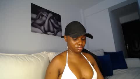 Snapshot of cute_ass18 chatting on February 26, 2025, 1:30 pm Liya online show from February 26, 2025, 1:30 pm