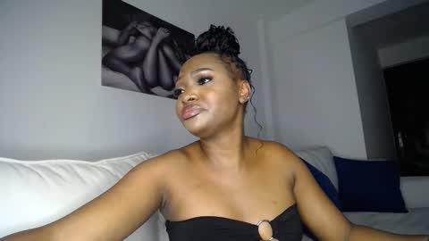 Snapshot of cute_ass18 chatting on March 3, 2025, 7:28 pm Liya online show from March 3, 2025, 7:28 pm