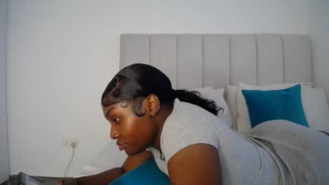 Snapshot of cute_ass18 chatting on September 16, 2025, 12:39 pm Liya online show from September 16, 2025, 12:39 pm