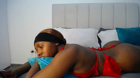 Snapshot of cute_ass18 chatting on October 23, 2025, 3:44 pm Liya online show from October 23, 2025, 3:44 pm