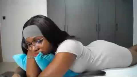 Liya online show from July 3, 2026, 1:17 pm