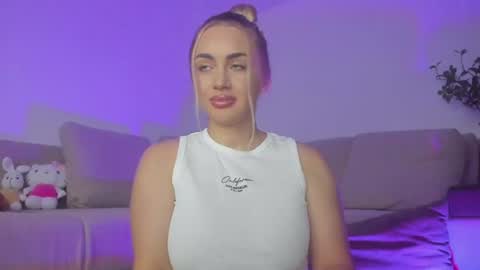 Lexi online show from July 22, 2026, 12:41 pm