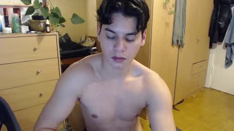 Tomas online show from December 31, 2024, 8:02 pm