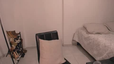 Sara online show from December 1, 2025, 3:55 am