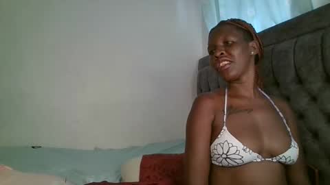 Snapshot of cute_daniellah chatting on January 28, 2025, 10:23 am Danillah online show from January 28, 2025, 10:23 am