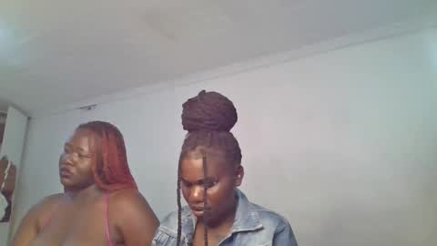 Snapshot of cute_daniellah chatting on March 12, 2025, 5:24 am Danillah online show from March 12, 2025, 5:24 am