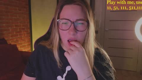 Everyday stream in the same time online show from December 12, 2024, 1:43 am