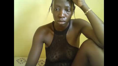 cute_doria online show from February 24, 2025, 11:43 am