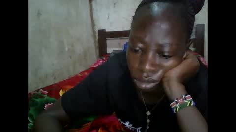 cute_doria online show from November 2, 2025, 7:44 am