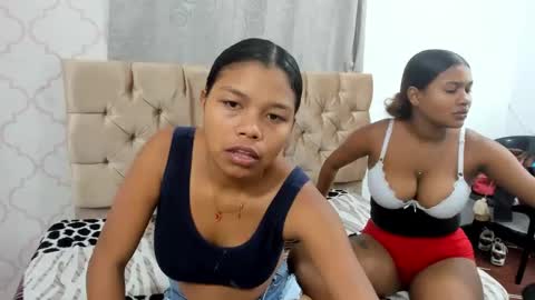 Snapshot of cute_ebony_18_ chatting on November 9, 2025, 12:03 pm cute_ebony_18_ online show from November 9, 2025, 12:03 pm
