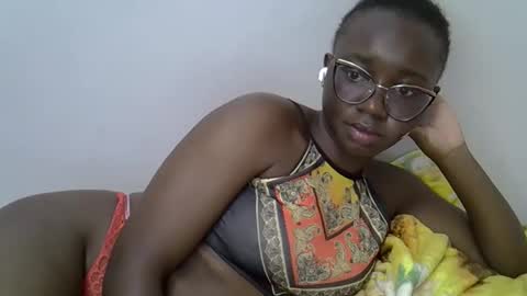 daddysdoll online show from March 15, 2026, 2:01 pm