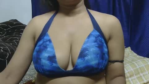 Snapshot of cute_kashmira99 chatting on December 22, 2024, 9:44 am kashmira online show from December 22, 2024, 9:44 am