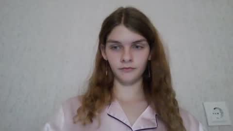 cute_kitte online show from December 15, 2024, 6:48 pm