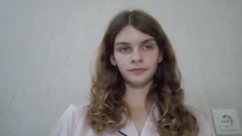 cute_kitte online show from December 22, 2024, 5:42 pm