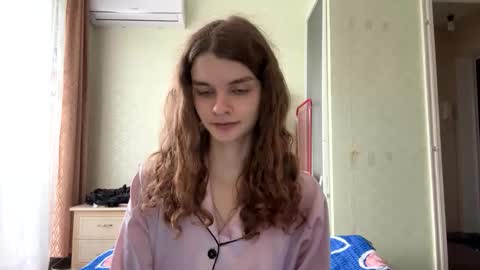 Snapshot of cute_kitte chatting on October 8, 2025, 6:22 am cute_kitte online show from October 8, 2025, 6:22 am