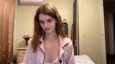Snapshot of cute_kitte chatting on October 11, 2025, 7:01 pm cute_kitte online show from October 11, 2025, 7:01 pm