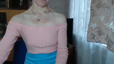 cute_lion_ online show from December 29, 2024, 8:22 am