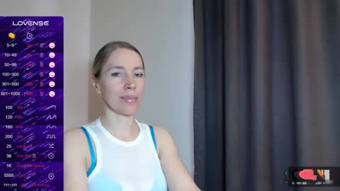 cute_lion_ online show from February 23, 2025, 11:33 am