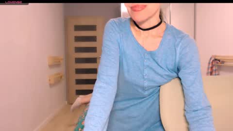 cute_lion_ online show from January 16, 2026, 5:06 pm