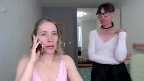 cute_lion_ online show from May 3, 2026, 1:39 pm