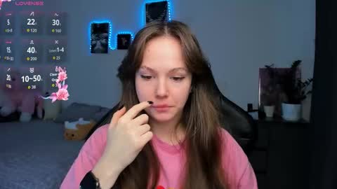 Emily online show from November 11, 2025, 5:40 am