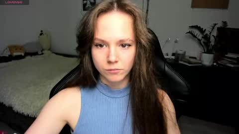 Snapshot of cute_little_ass chatting on May 5, 2026, 3:09 pm Emily online show from May 5, 2026, 3:09 pm