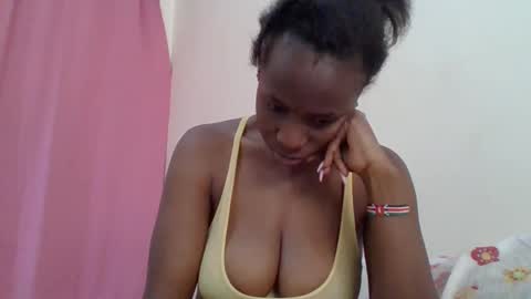 cute_lizah online show from February 20, 2025, 7:55 am