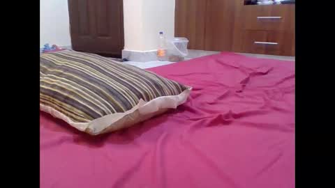 cute_lizah online show from October 16, 2025, 6:31 pm