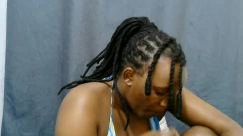 cute_lyn6 online show from June 21, 2026, 5:10 am