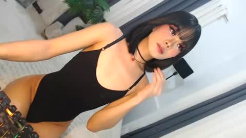 Snapshot of cute_maloi chatting on July 8, 2026, 5:17 pm Jane online show from July 8, 2026, 5:17 pm