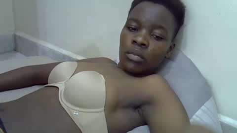 cute_marion online show from January 18, 2025, 10:17 pm