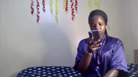 cute_marriana online show from September 19, 2025, 9:37 pm