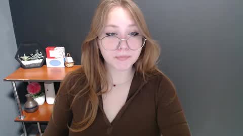 Snapshot of cute_minx chatting on December 26, 2024, 7:24 am Veronica online show from December 26, 2024, 7:24 am