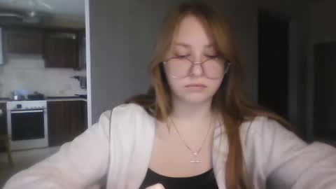 Snapshot of cute_minx chatting on February 3, 2025, 7:51 am Veronica online show from February 3, 2025, 7:51 am