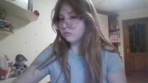 Snapshot of cute_minx chatting on February 8, 2025, 8:53 pm Veronica online show from February 8, 2025, 8:53 pm