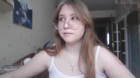 Snapshot of cute_minx chatting on March 4, 2025, 11:19 am Veronica online show from March 4, 2025, 11:19 am