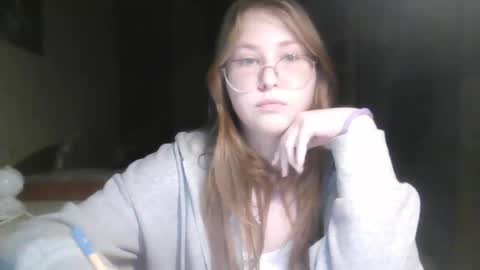 Snapshot of cute_minx chatting on March 5, 2025, 6:56 pm Veronica online show from March 5, 2025, 6:56 pm
