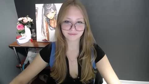 Snapshot of cute_minx chatting on September 10, 2025, 6:24 am Veronica online show from September 10, 2025, 6:24 am