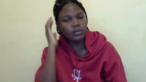 cute_roxie online show from December 16, 2024, 7:37 am