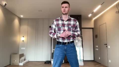 cute_skywalker online show from April 29, 2026, 1:26 pm